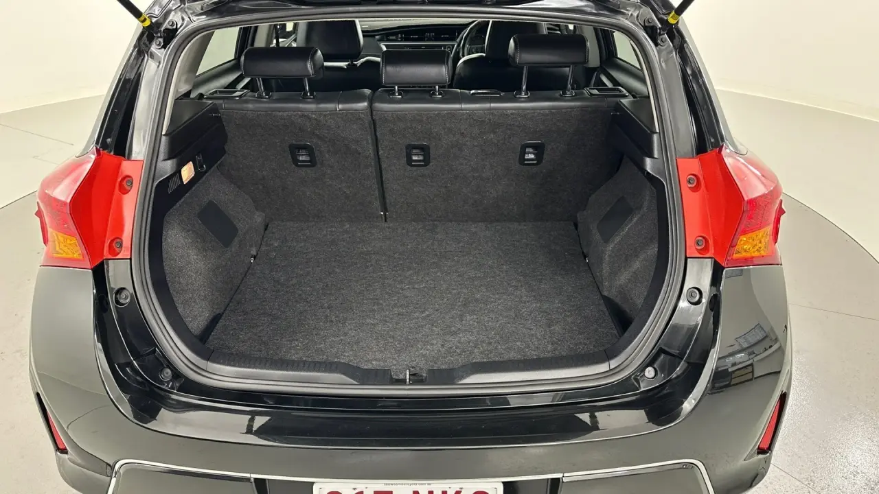 2014 Toyota Corolla Gallery Image 19