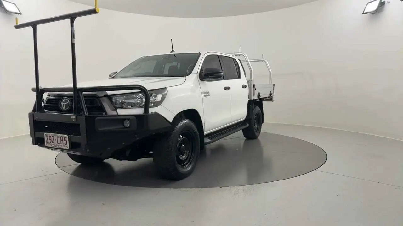 2021 Toyota Hilux Gallery Image 1