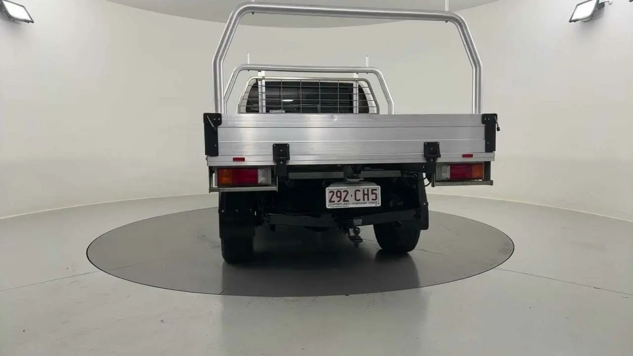 2021 Toyota Hilux Gallery Image 4