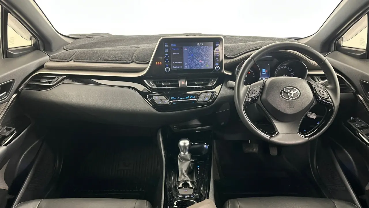 2021 Toyota C-HR Gallery Image 11