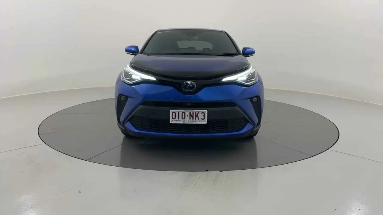 2021 Toyota C-HR Gallery Image 8