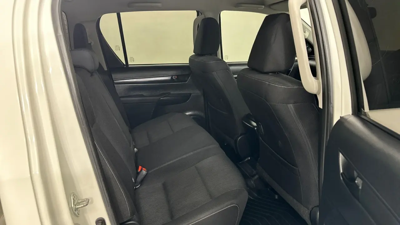 2022 Toyota Hilux Gallery Image 18