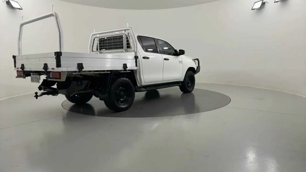 2022 Toyota Hilux Gallery Image 5
