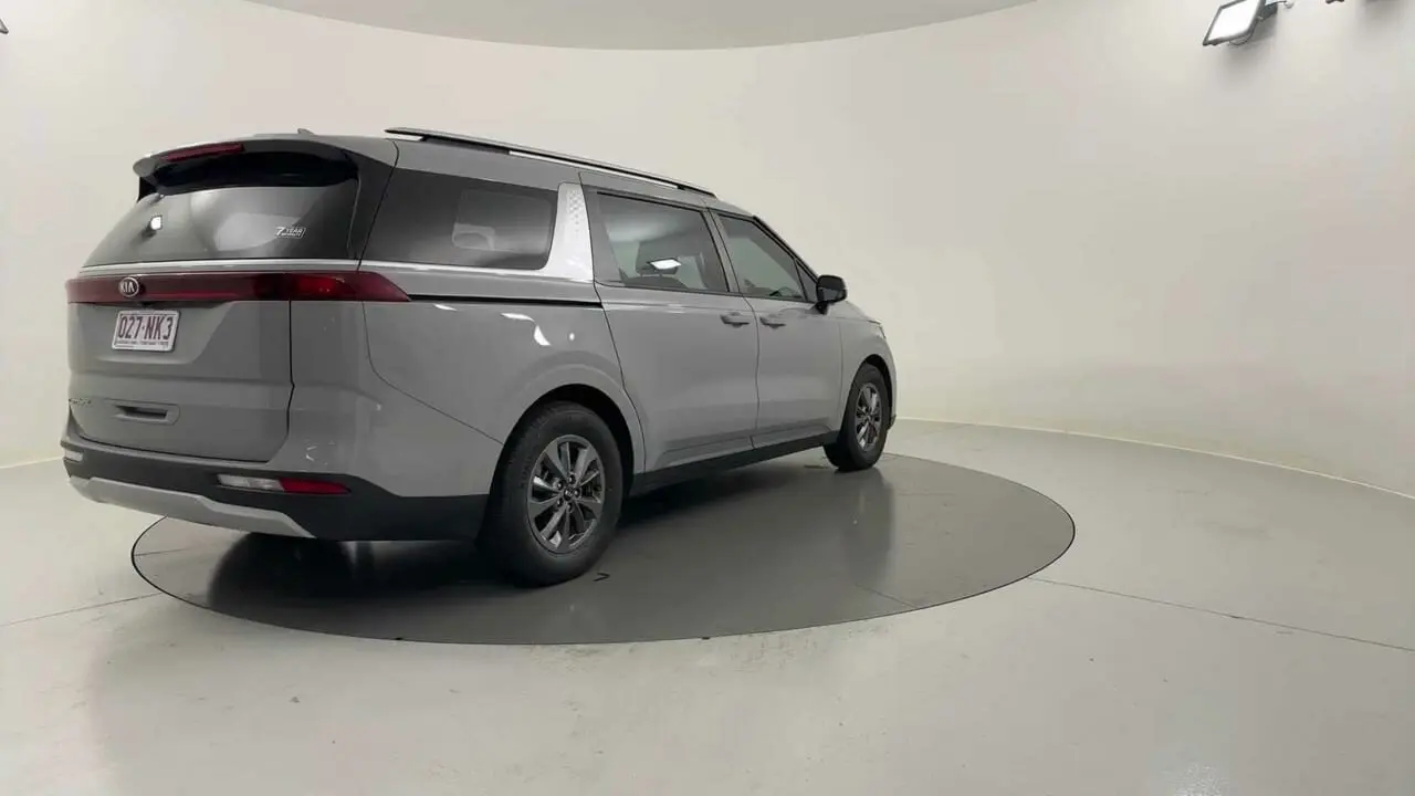 2021 Kia Carnival Gallery Image 5