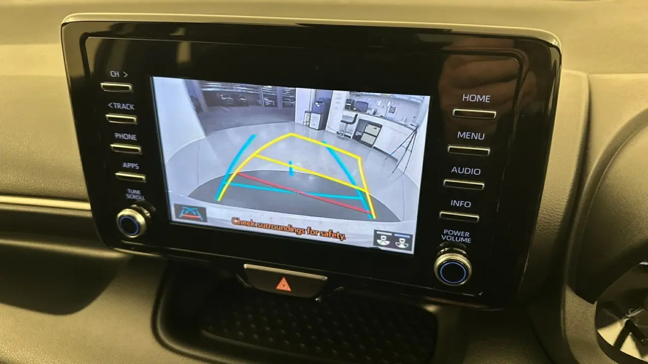 2022 Toyota Yaris Gallery Image 13