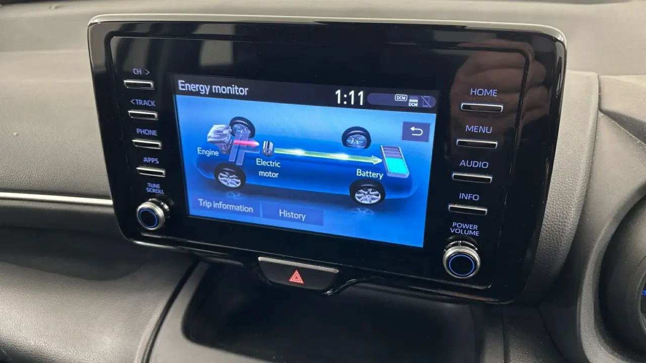 2021 Toyota Yaris Cross Gallery Image 13