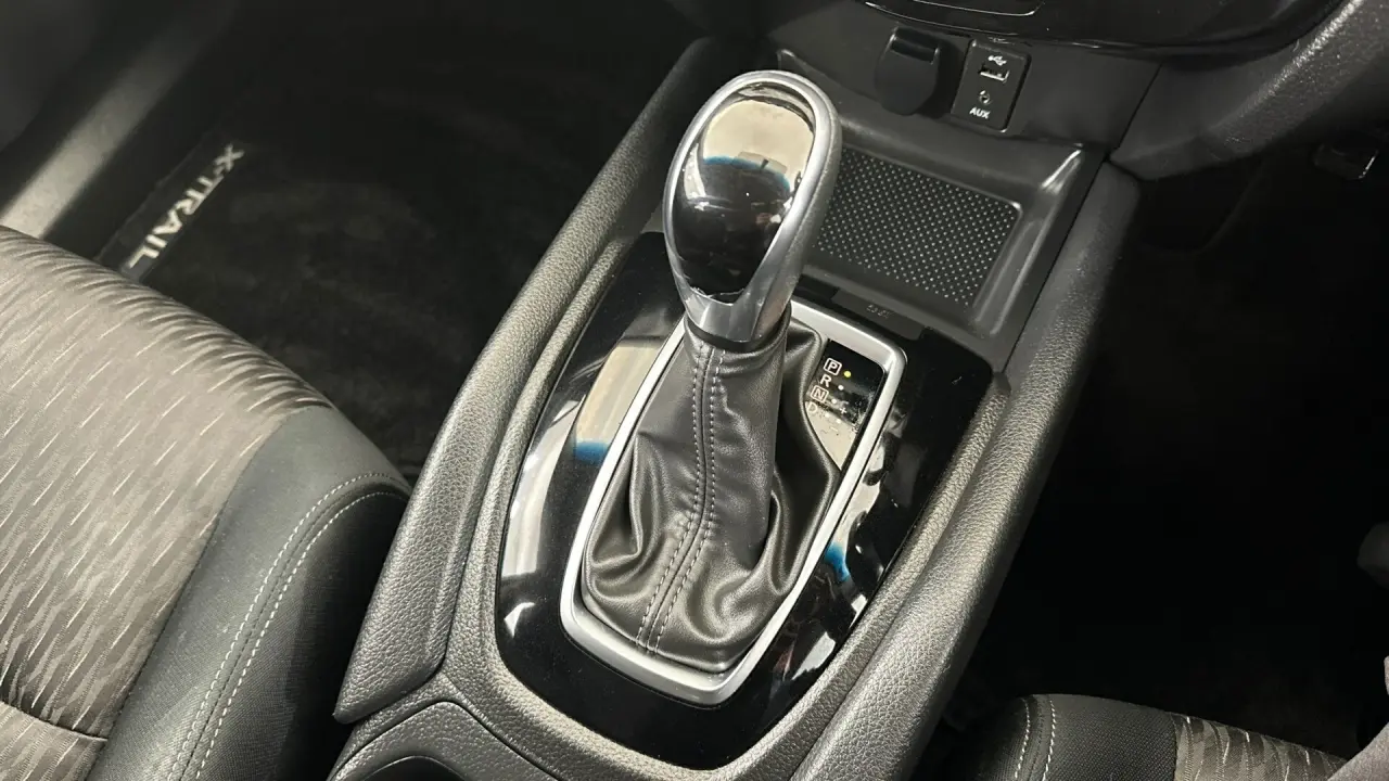 2020 Nissan X-Trail Gallery Image 11
