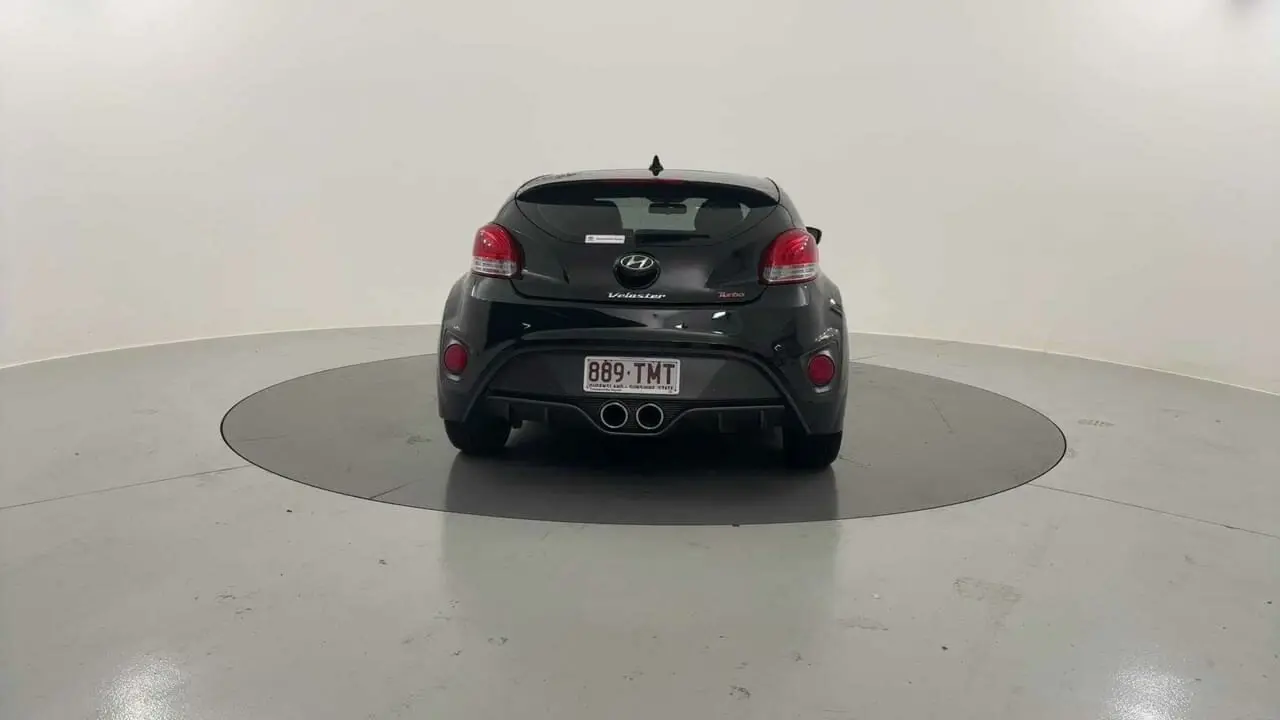 2013 Hyundai Veloster Gallery Image 4
