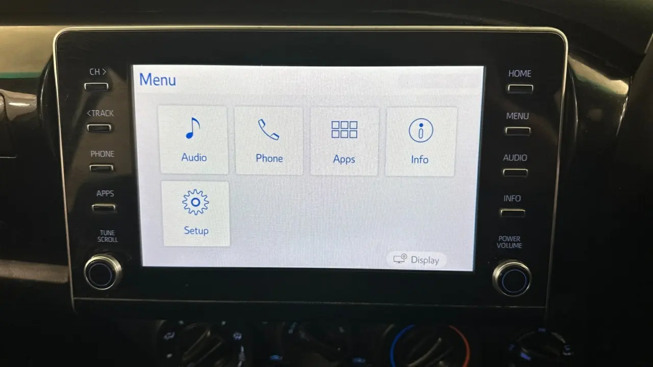 2021 Toyota Hilux Gallery Image 15