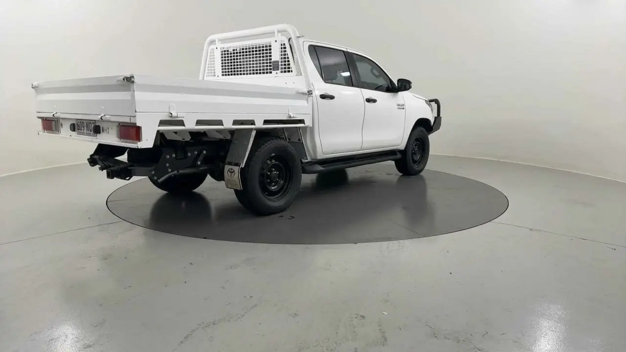 2021 Toyota Hilux Gallery Image 5