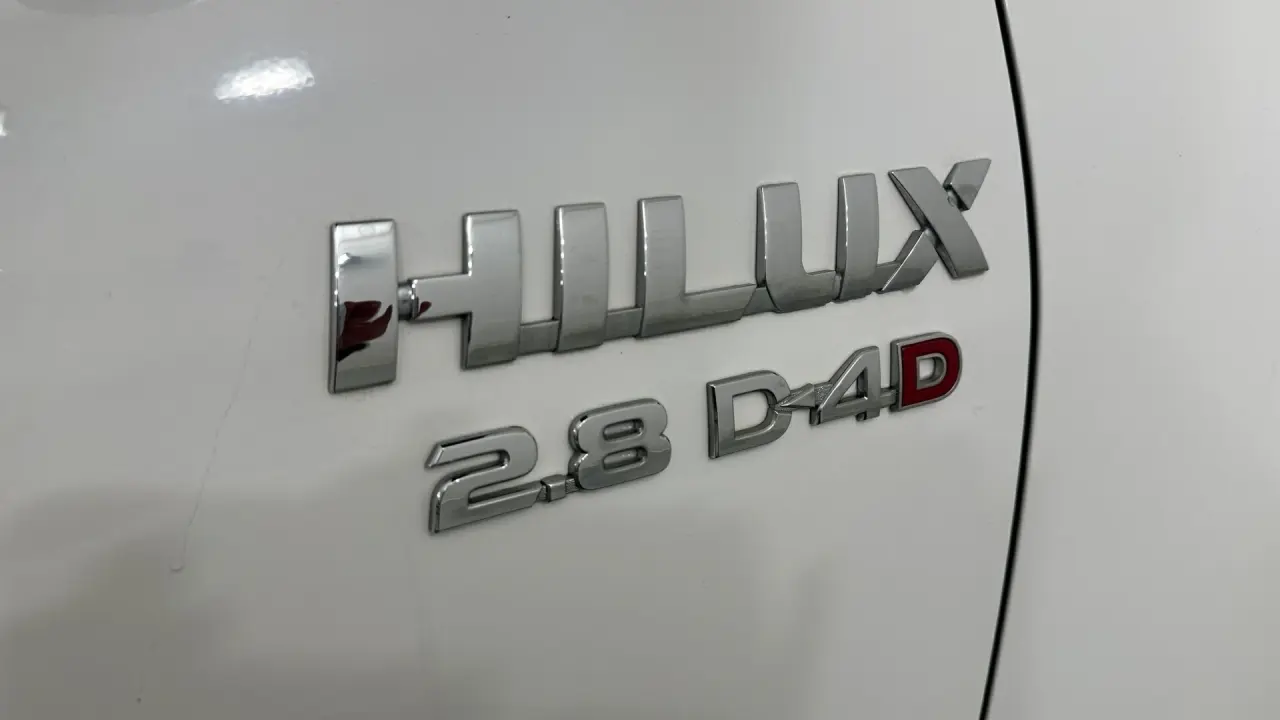 2021 Toyota Hilux Gallery Image 8