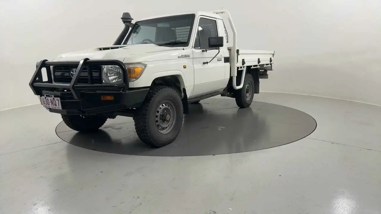 2018 Toyota Landcruiser Gallery Image 1