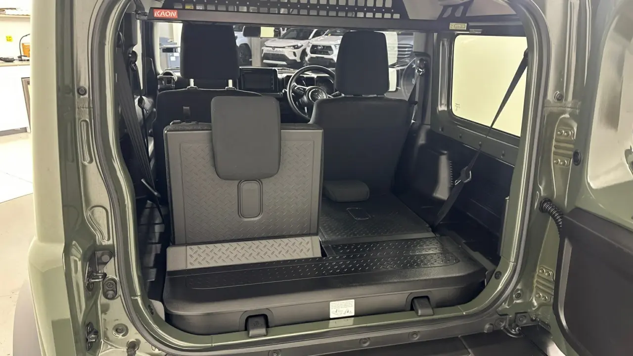 2022 Suzuki Jimny Gallery Image 17