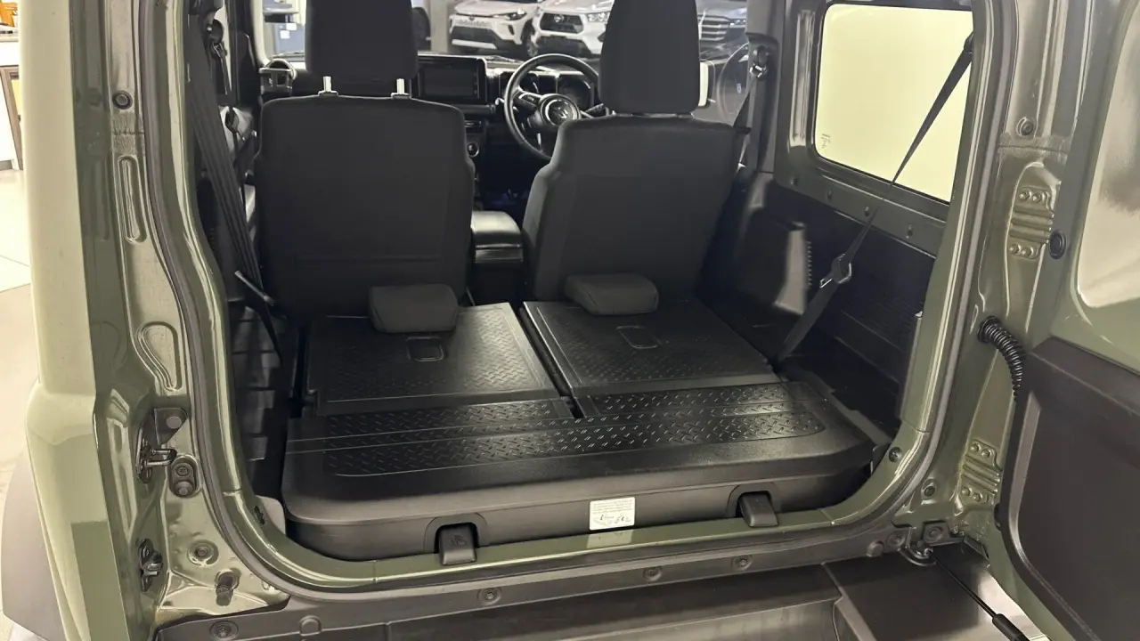 2022 Suzuki Jimny Gallery Image 18