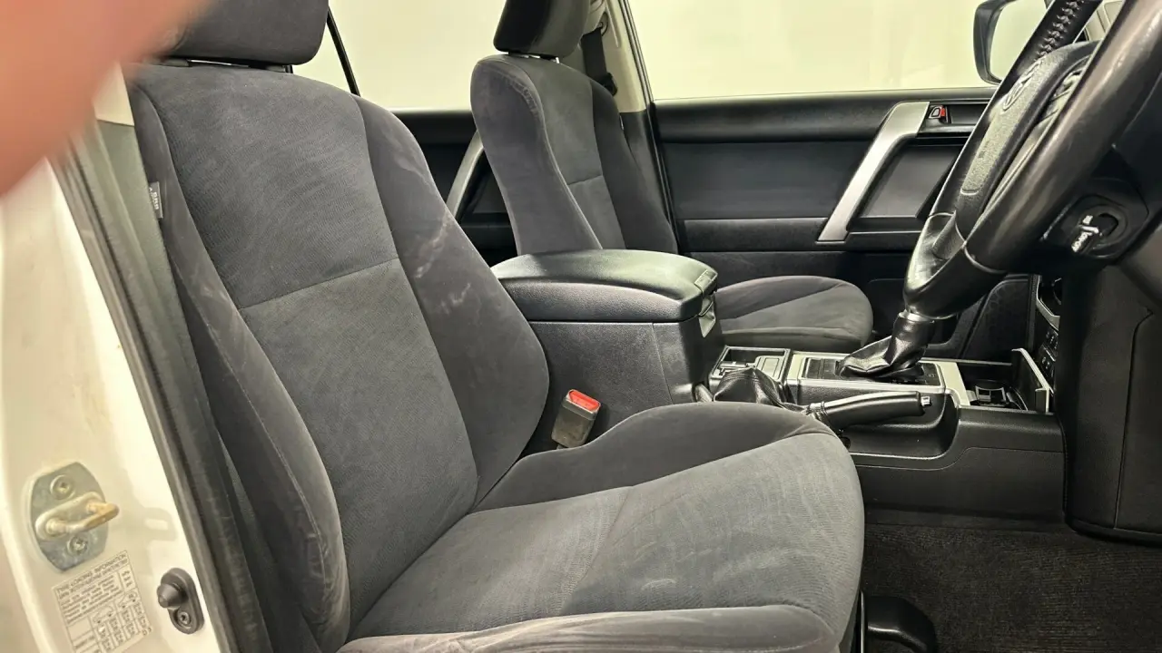 2019 Toyota Landcruiser Prado Gallery Image 12