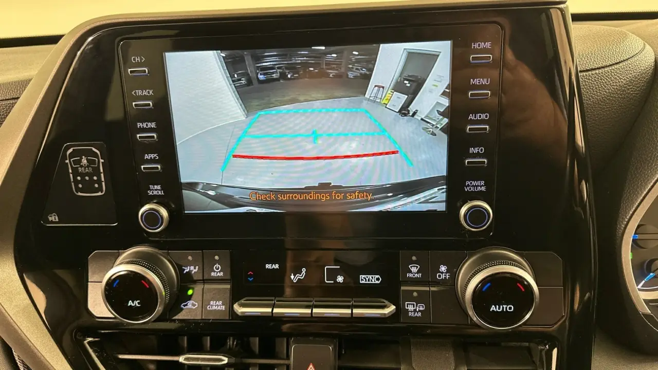 2022 Toyota Kluger Gallery Image 12