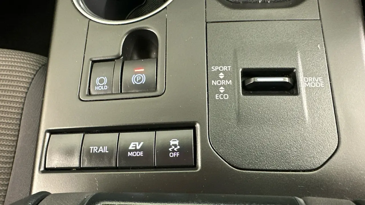 2022 Toyota Kluger Gallery Image 14