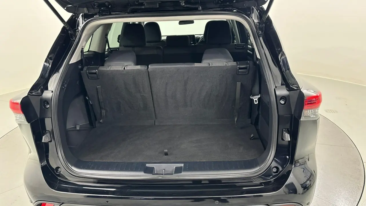 2022 Toyota Kluger Gallery Image 18