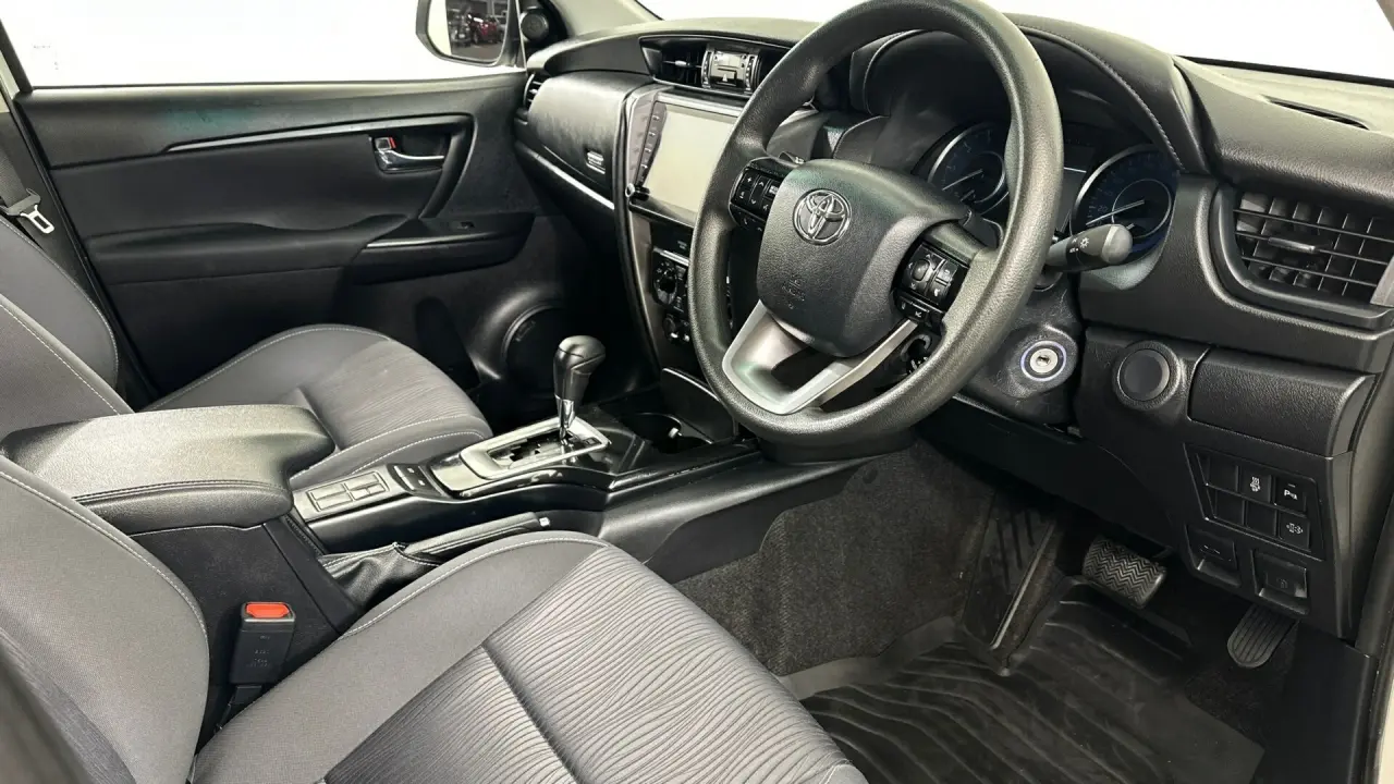2021 Toyota Fortuner Gallery Image 15