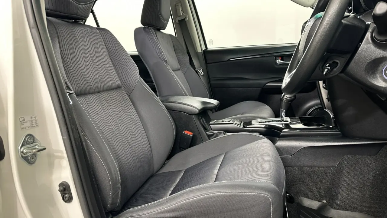 2021 Toyota Fortuner Gallery Image 16