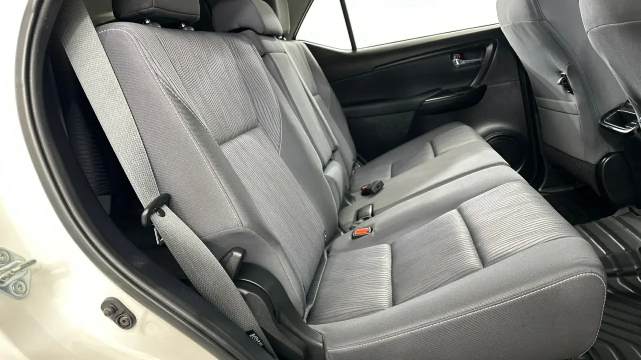 2021 Toyota Fortuner Gallery Image 17
