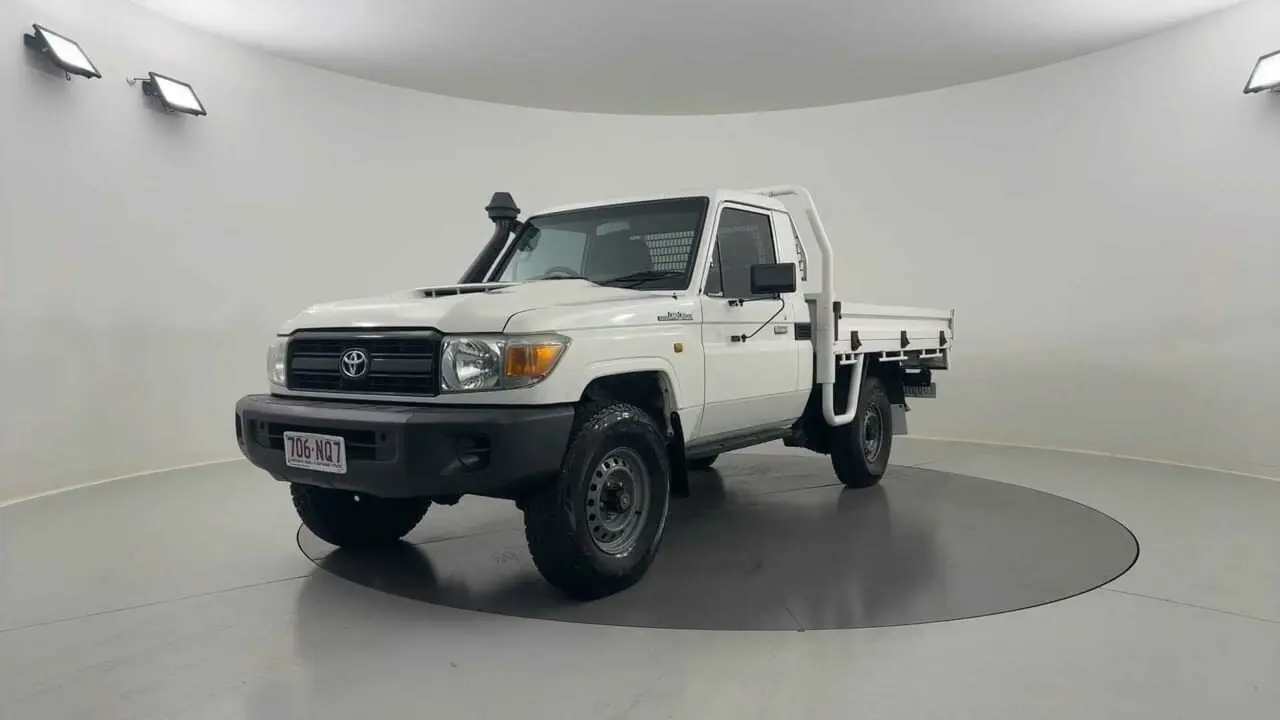 2018 Toyota Landcruiser Gallery Image 1