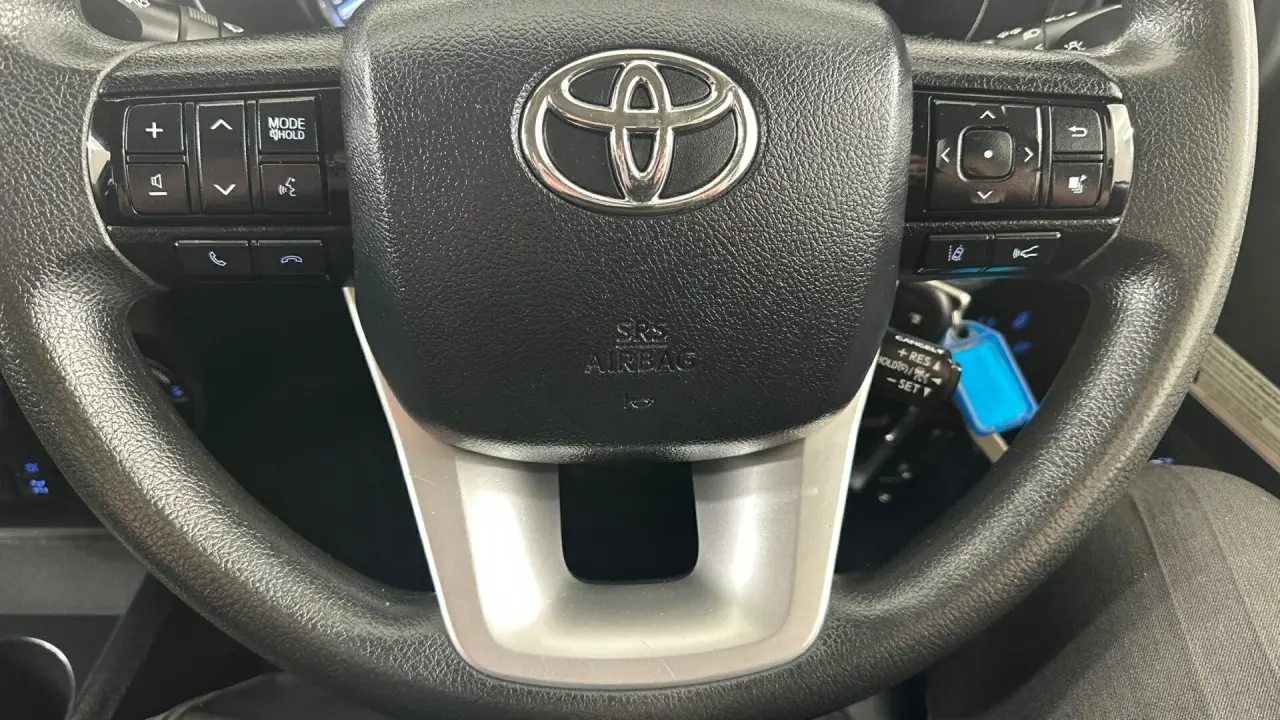 2021 Toyota Hilux Gallery Image 10