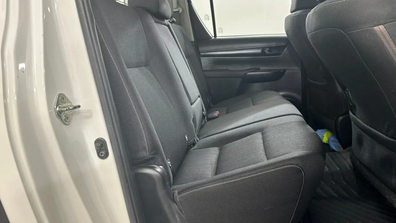 2021 Toyota Hilux Gallery Image 17