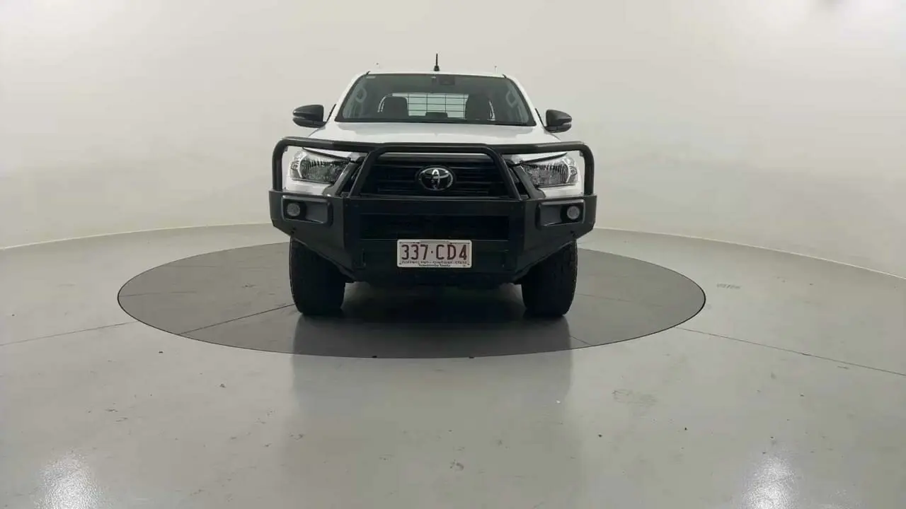 2021 Toyota Hilux Gallery Image 7