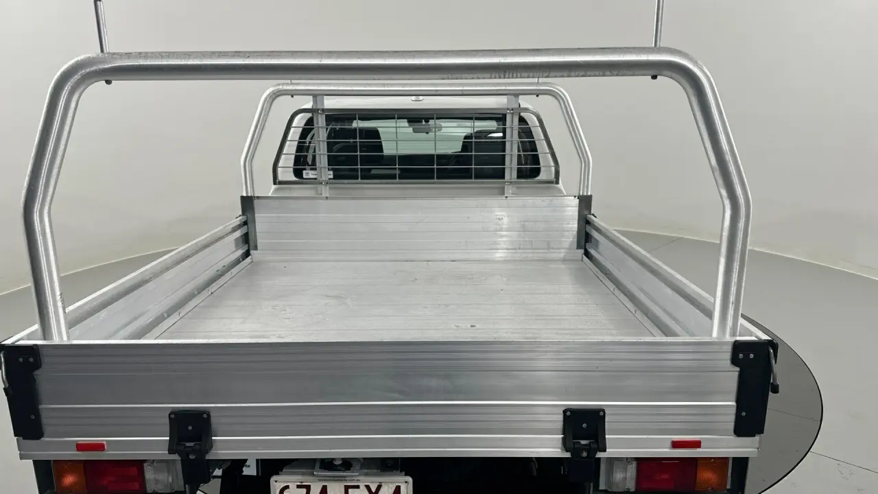 2022 Toyota Hilux Gallery Image 17