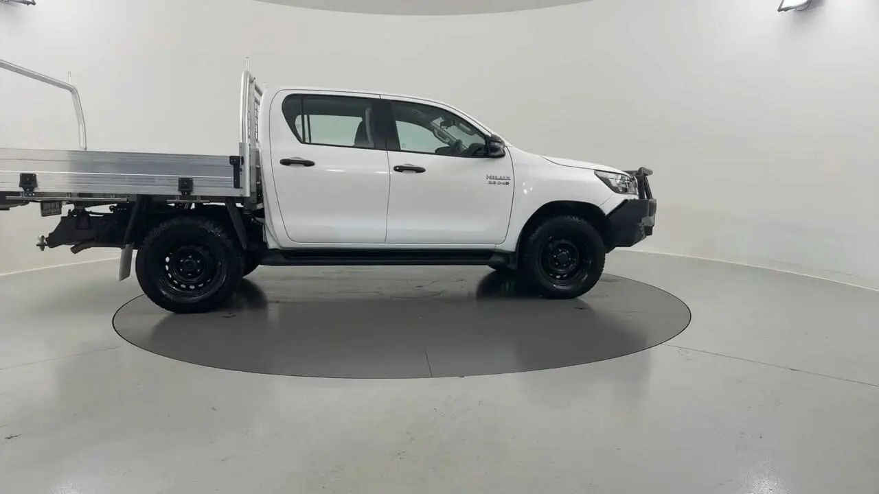 2022 Toyota Hilux Gallery Image 6