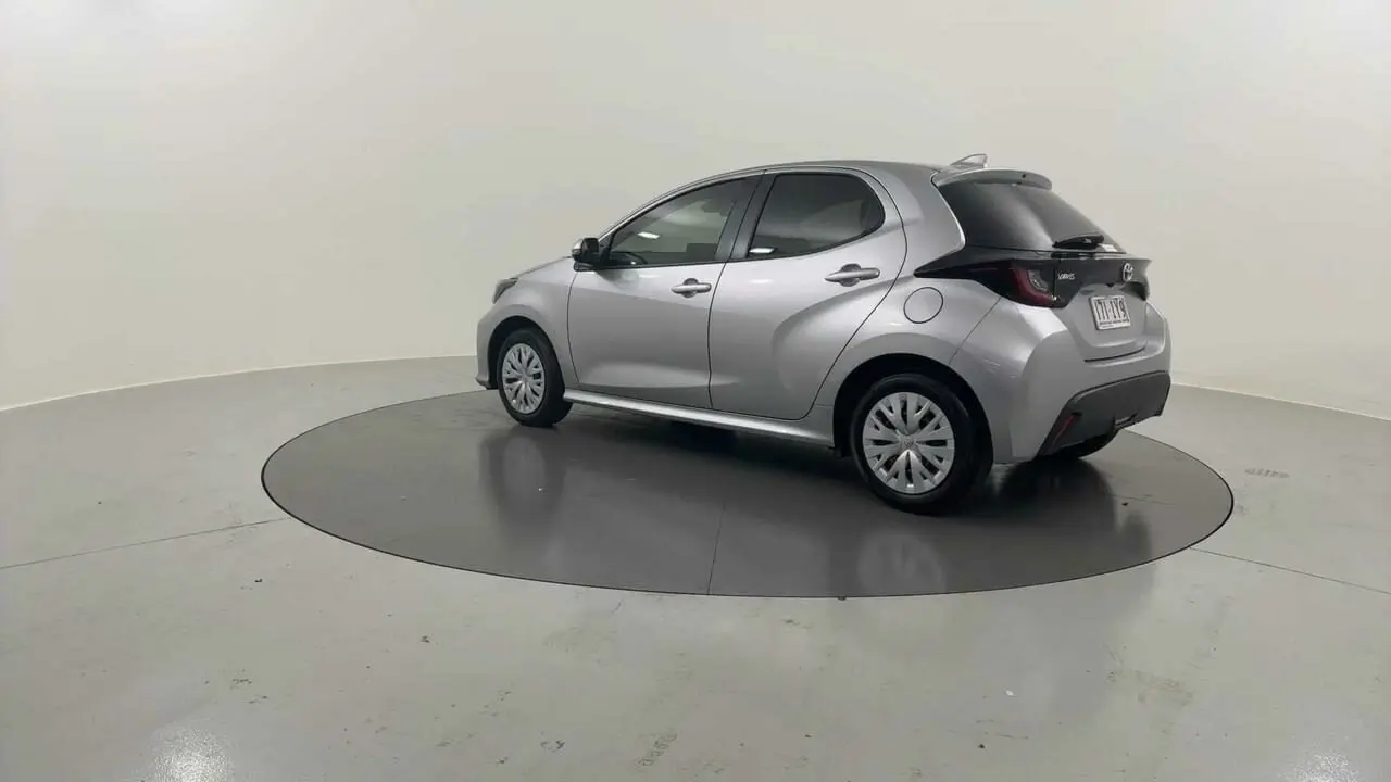 2023 Toyota Yaris Gallery Image 3