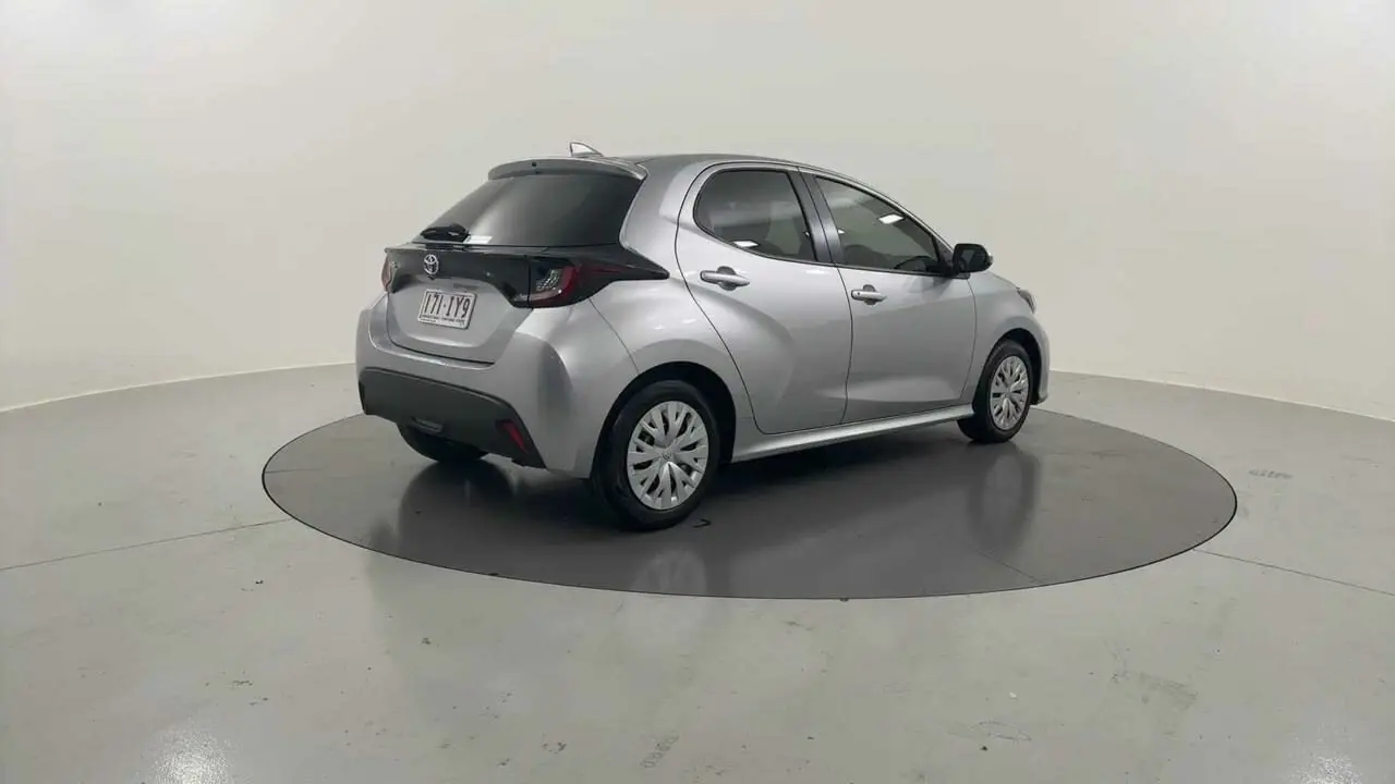 2023 Toyota Yaris Gallery Image 5