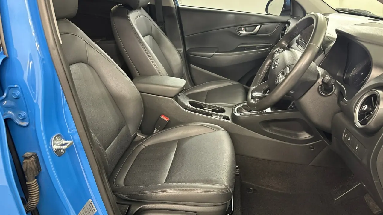 2021 Hyundai Kona Gallery Image 12