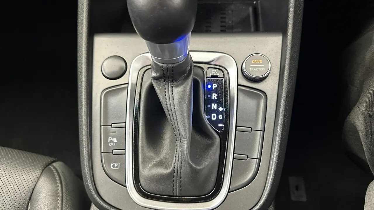 2021 Hyundai Kona Gallery Image 17