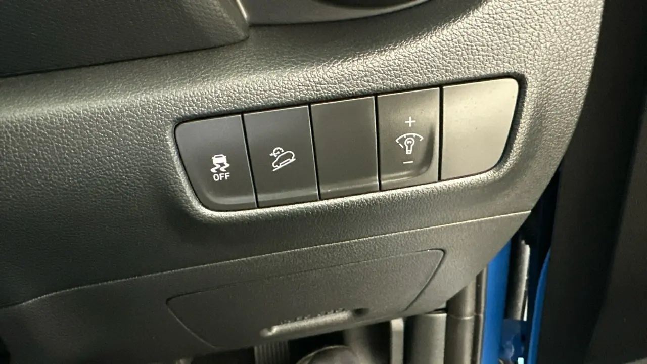 2021 Hyundai Kona Gallery Image 18