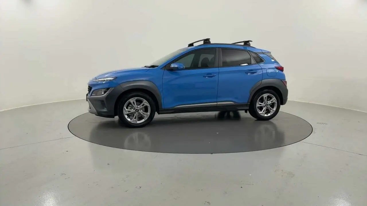2021 Hyundai Kona Gallery Image 2