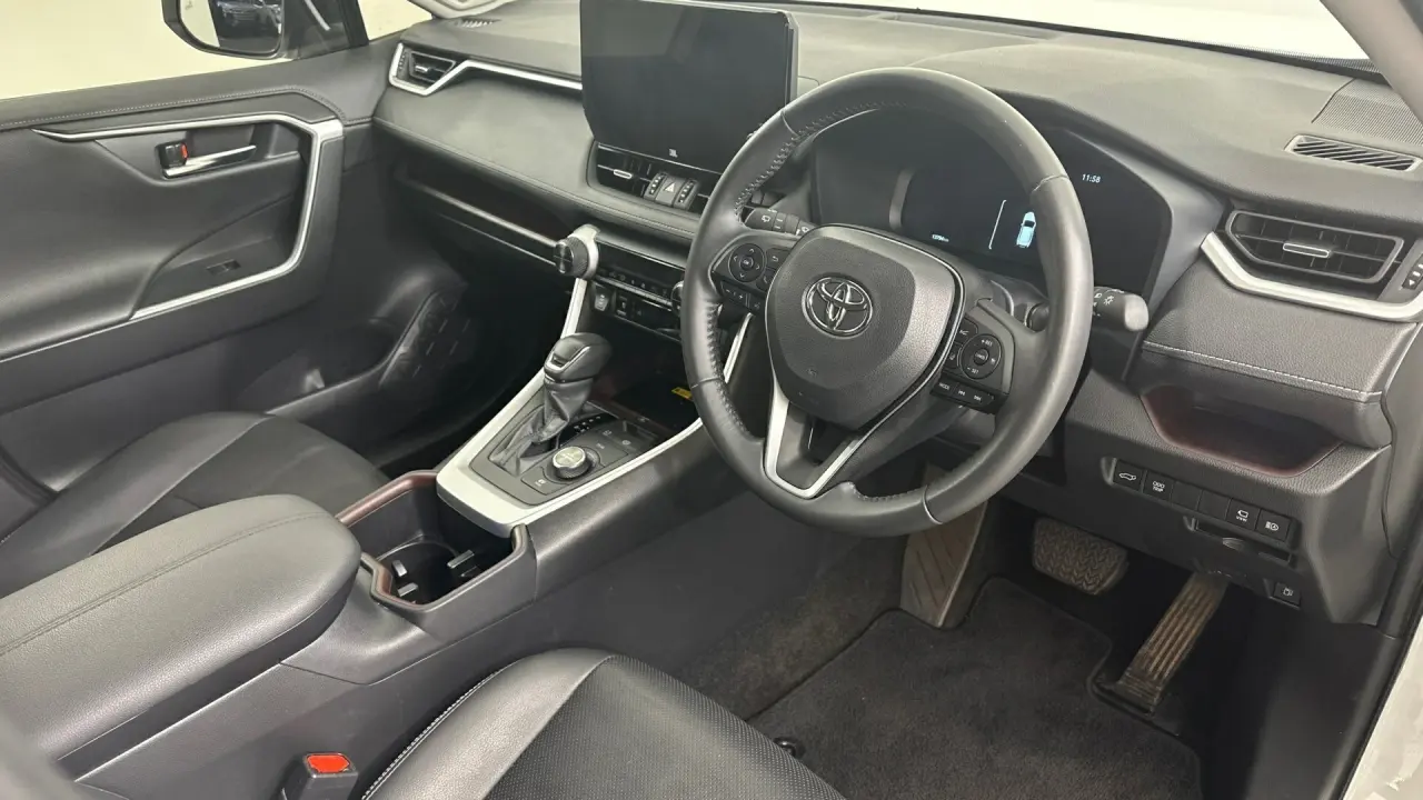 2023 Toyota RAV4 Gallery Image 10