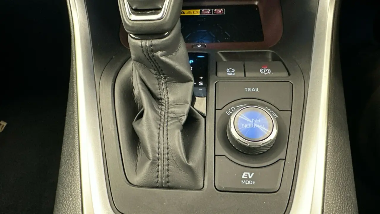 2023 Toyota RAV4 Gallery Image 15