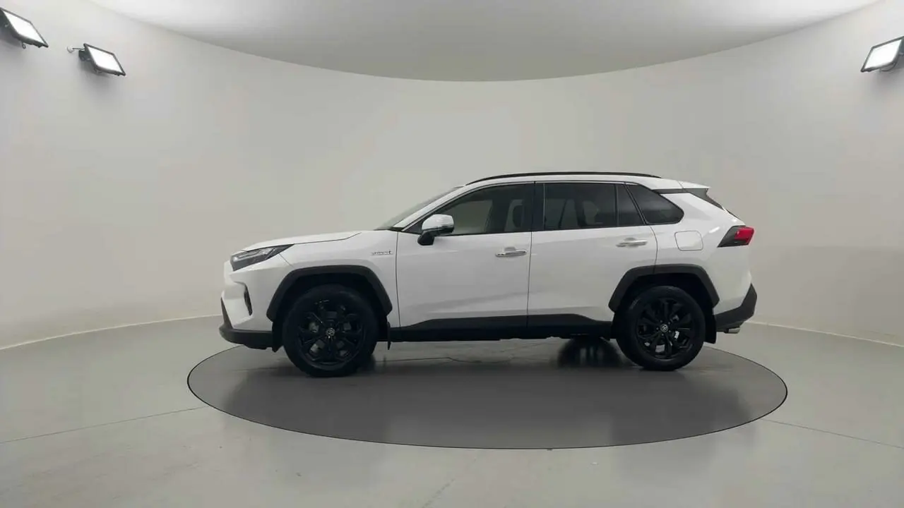 2023 Toyota RAV4 Gallery Image 2