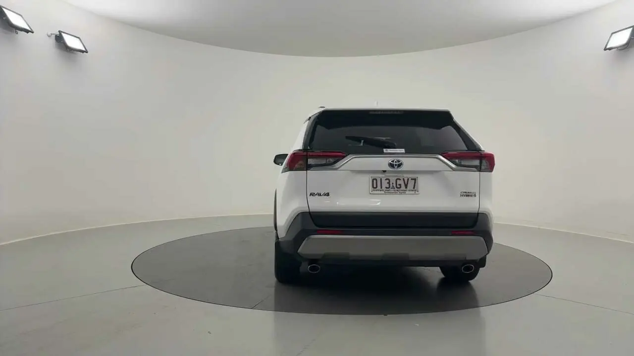 2023 Toyota RAV4 Gallery Image 4