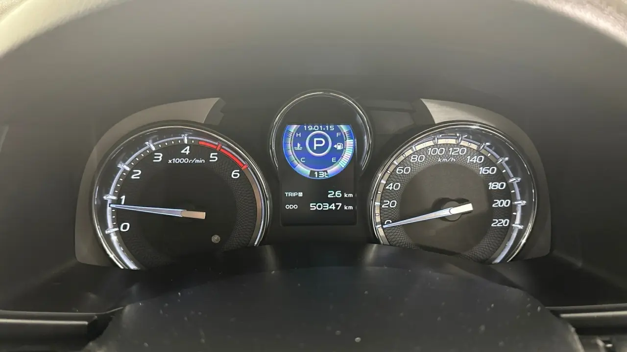 2020 Isuzu MU-X Gallery Image 15