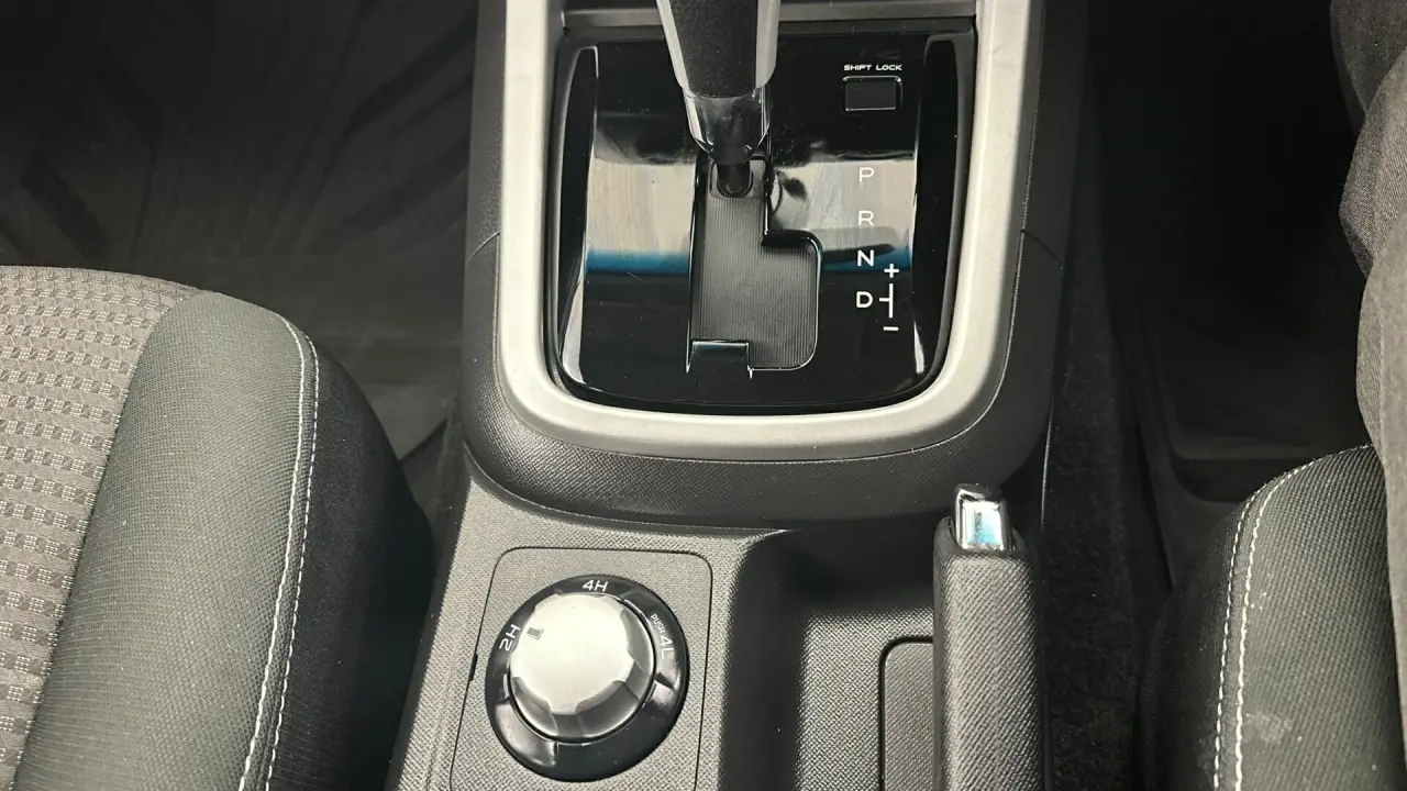 2020 Isuzu MU-X Gallery Image 19