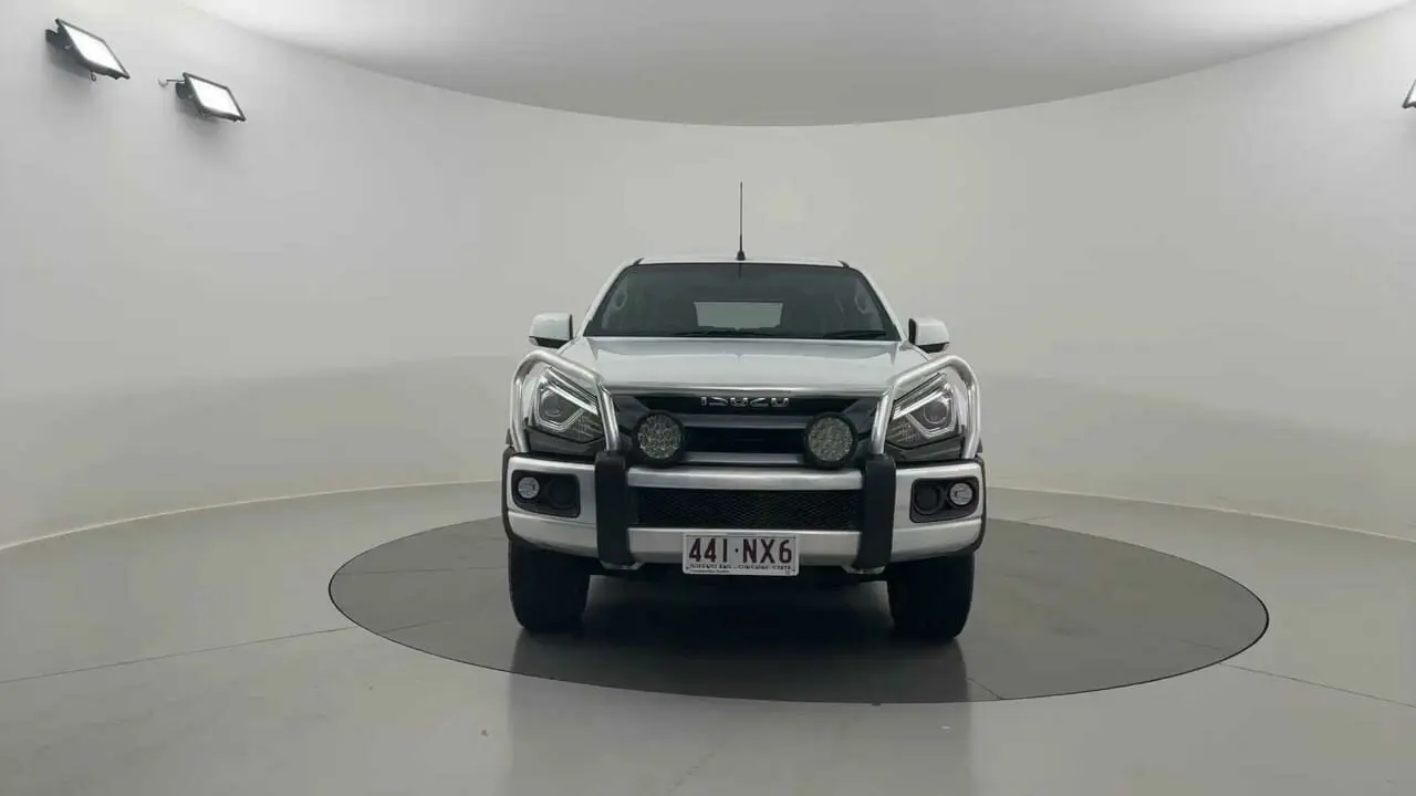 2020 Isuzu MU-X Gallery Image 8