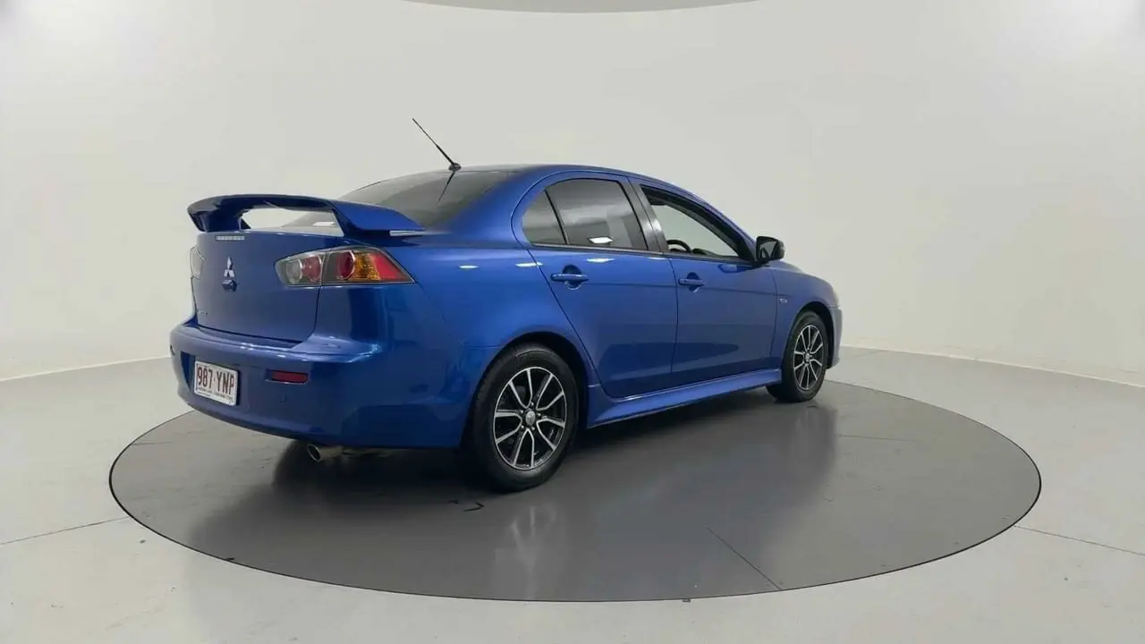 2017 Mitsubishi Lancer Gallery Image 5