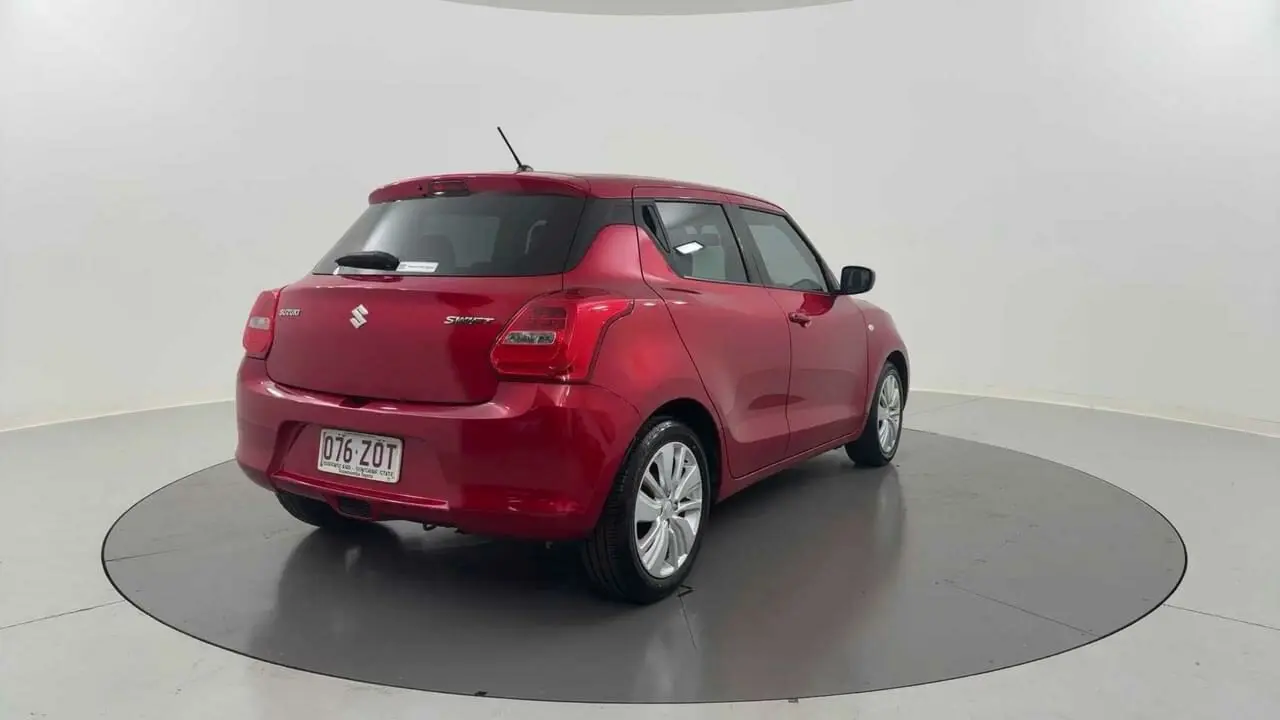 2018 Suzuki Swift Gallery Image 17