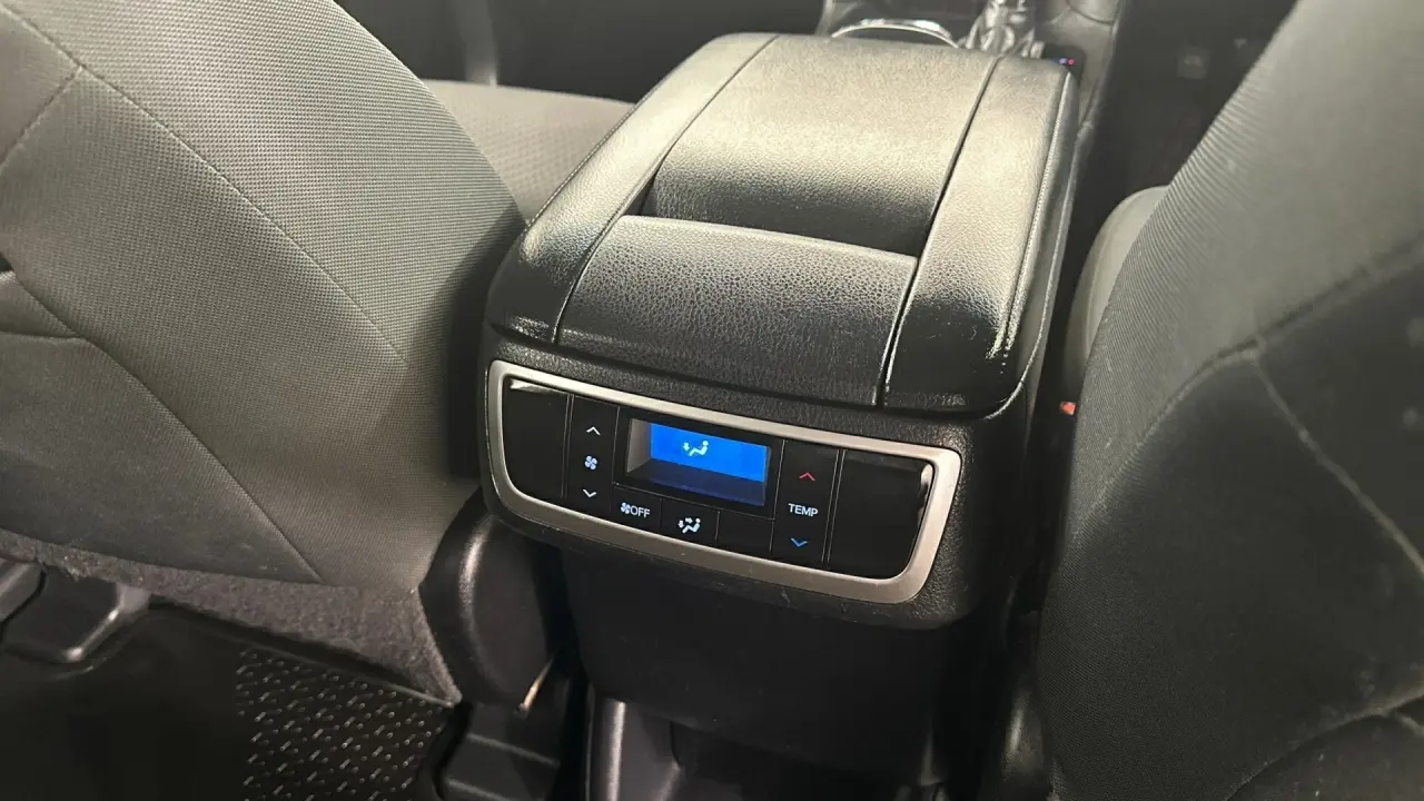 2018 Toyota Kluger Gallery Image 17