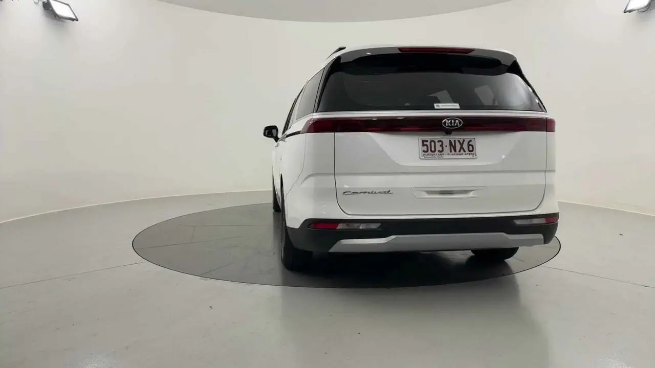 2020 Kia Carnival Gallery Image 4