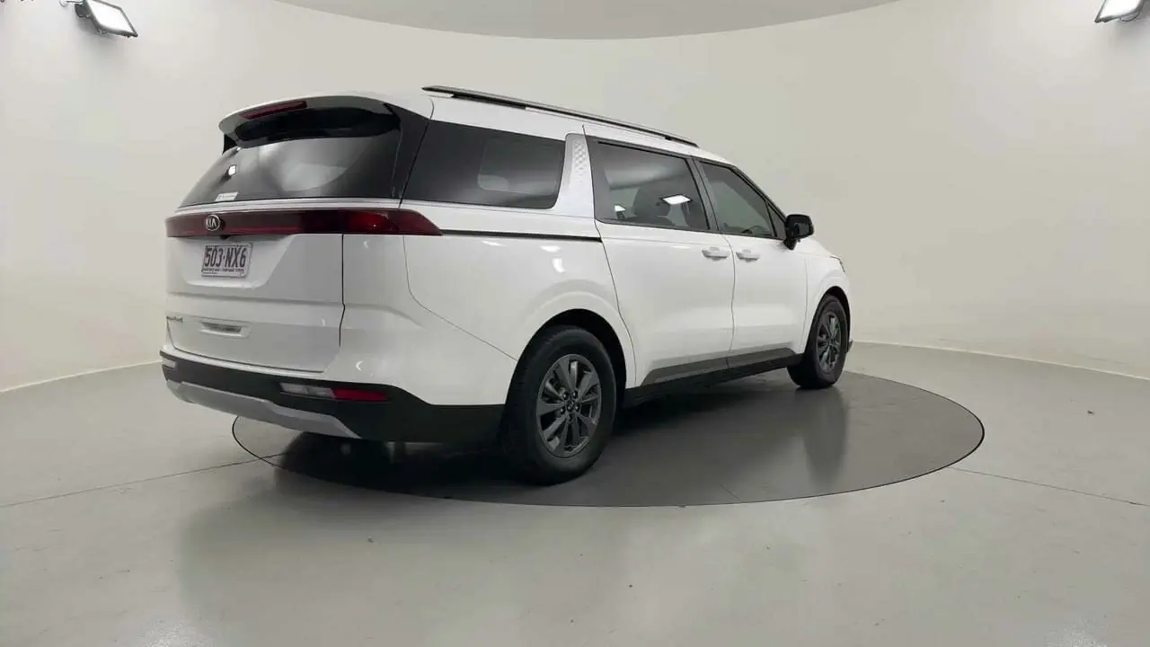 2020 Kia Carnival Gallery Image 5
