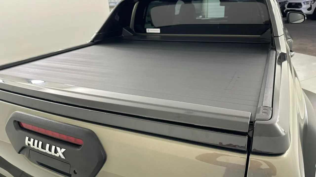 2023 Toyota Hilux Gallery Image 18